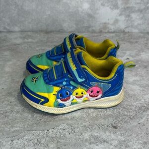 Cocomelon Kids Shoes - Blue‎ and Yellow Sz 8C comfty